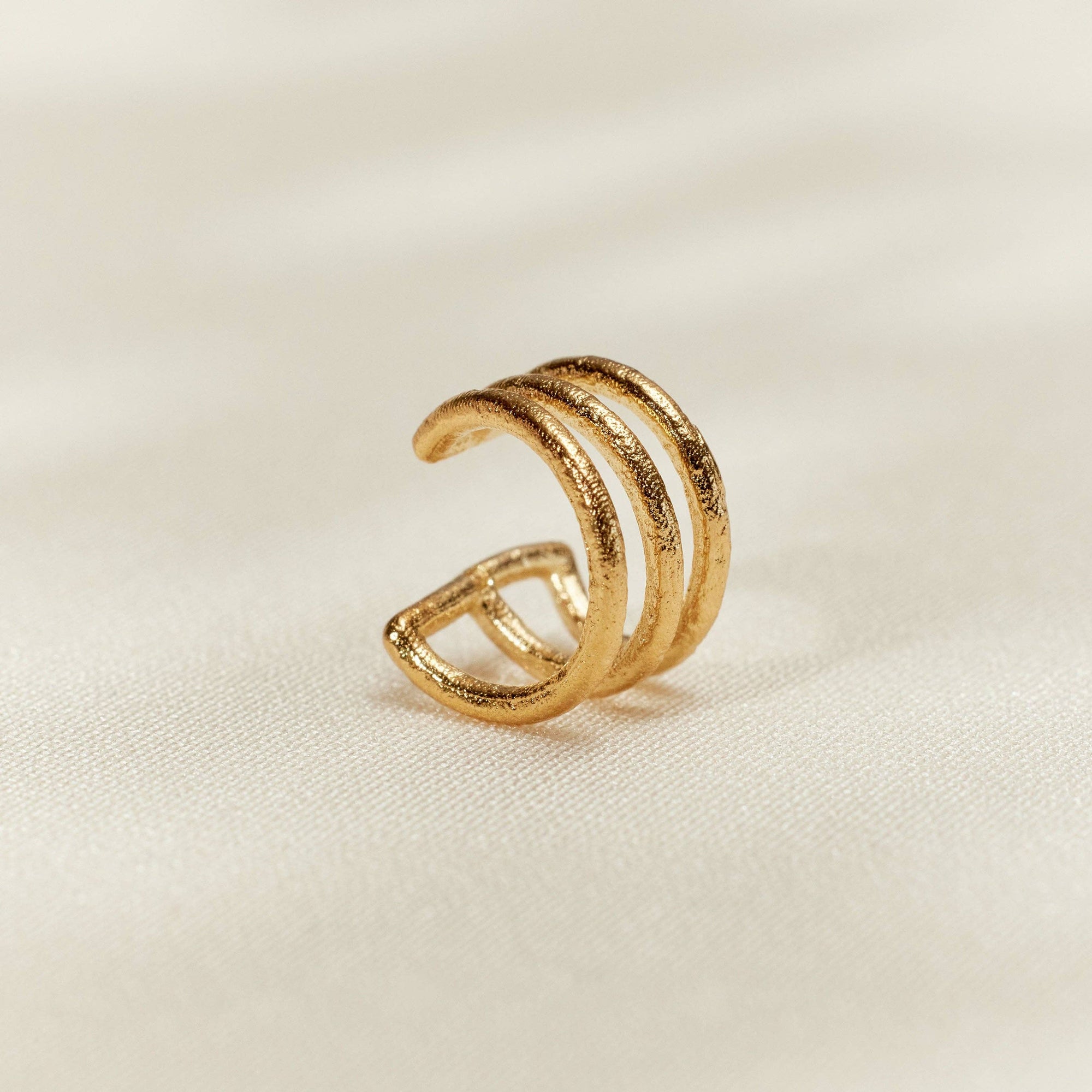 Lioré Ear Cuff | Jewelry Gold Gift Waterproof
